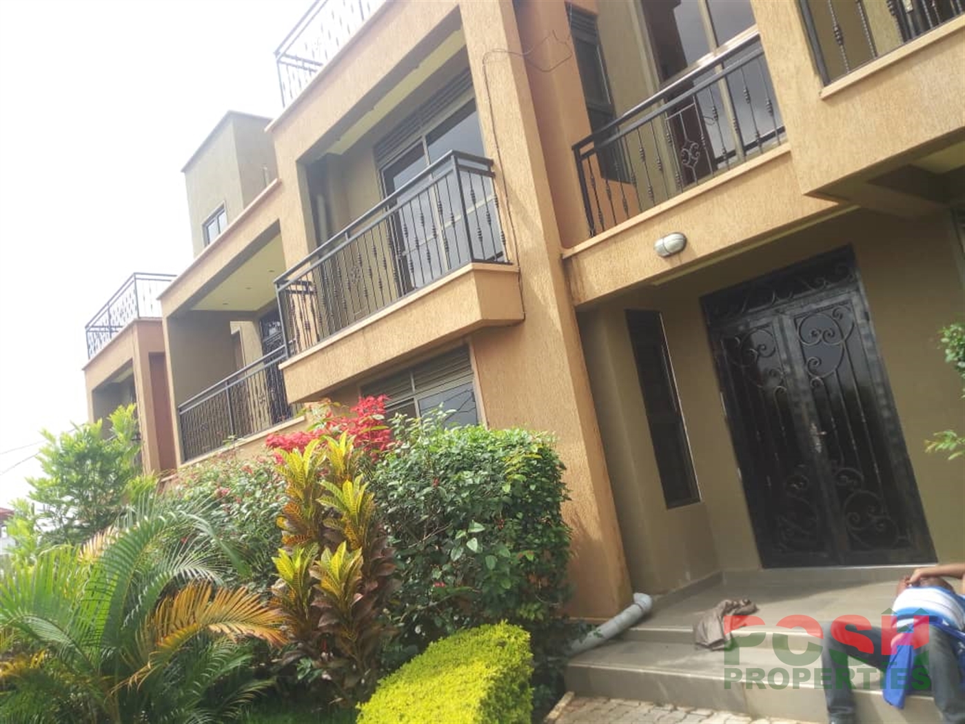 Town House for rent in Mbuya Kampala