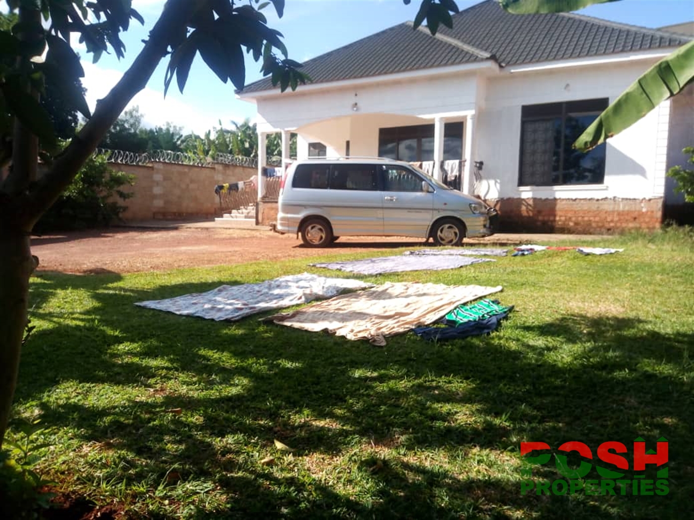 Bungalow for sale in Seguku Wakiso