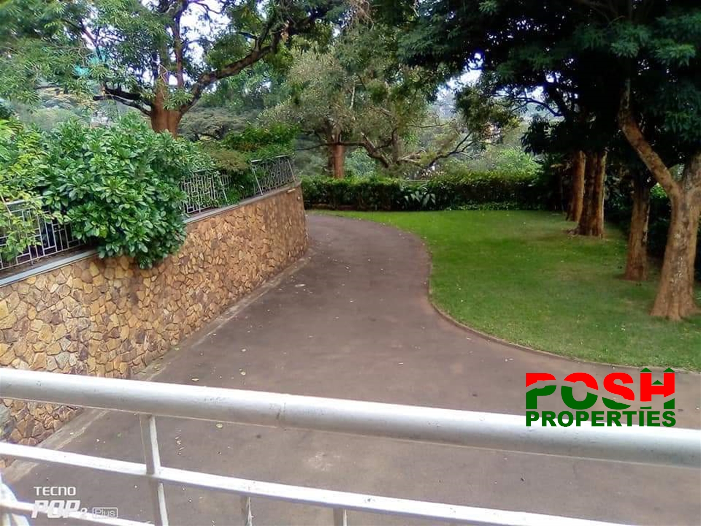 Mansion for rent in Kololo Kampala