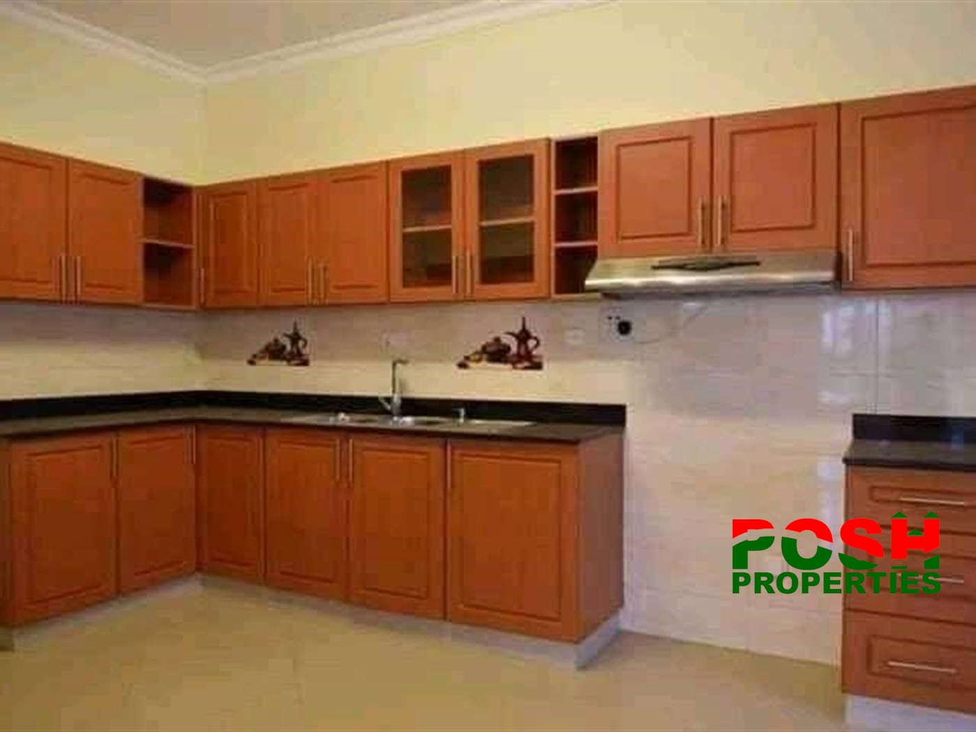 Town House for rent in Muyenga Kampala