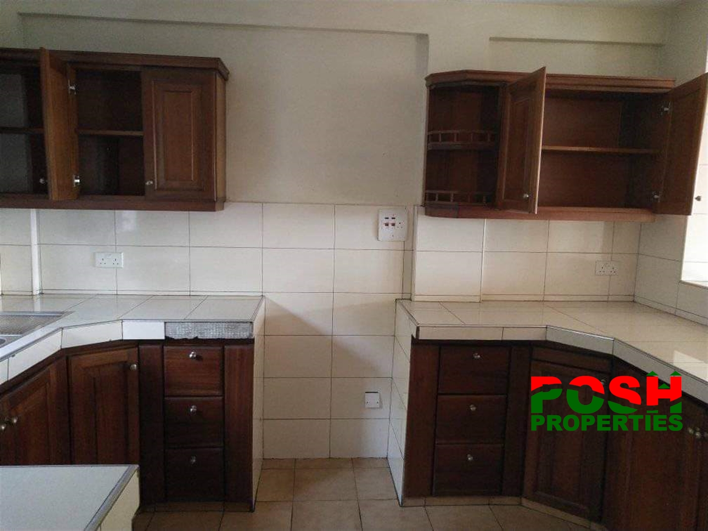 Town House for rent in Naguru Kampala