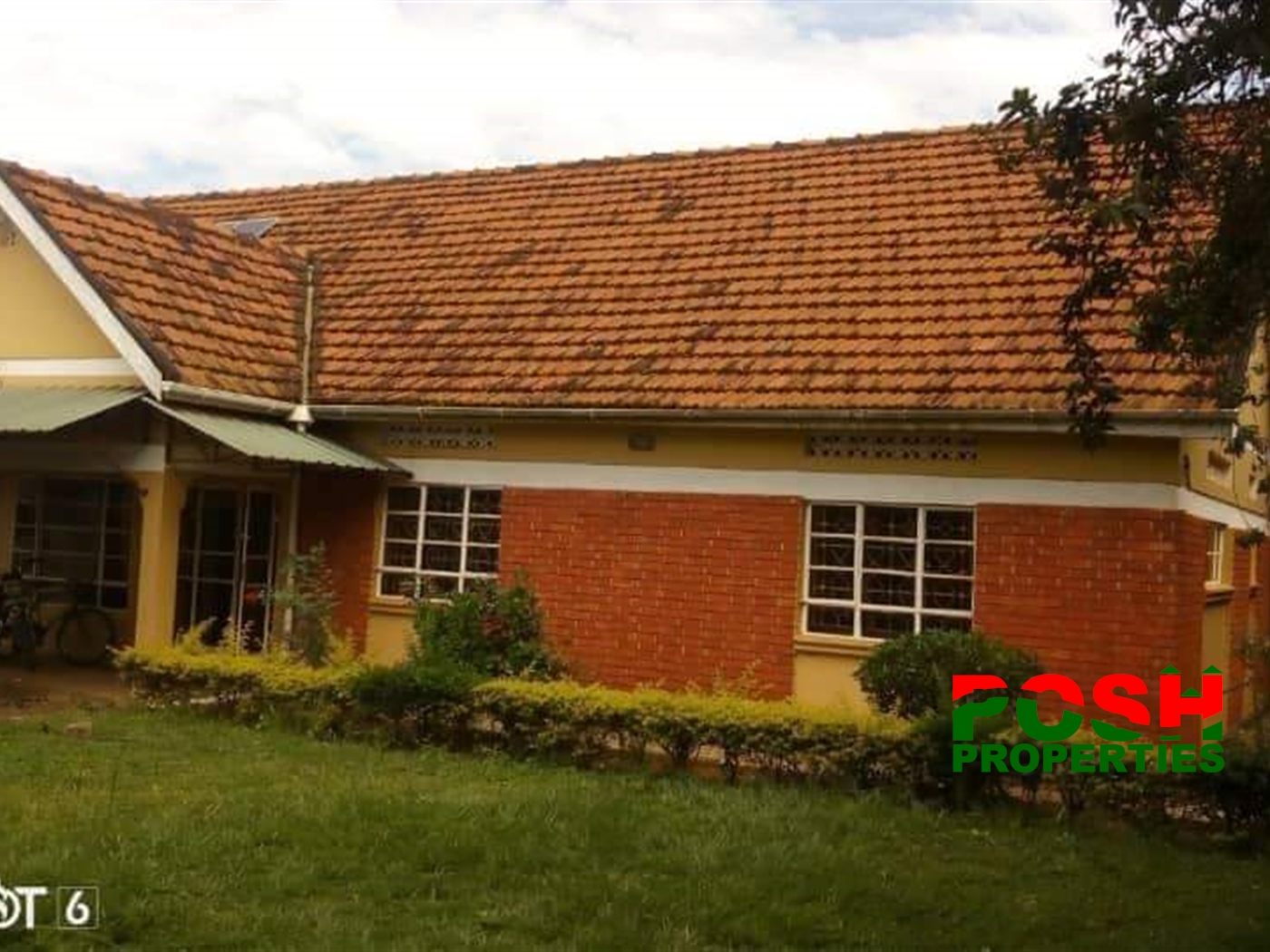 Bungalow for sale in Bukoto Kampala