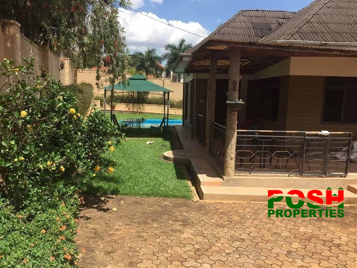 Bungalow for sale in Munyonyo Kampala