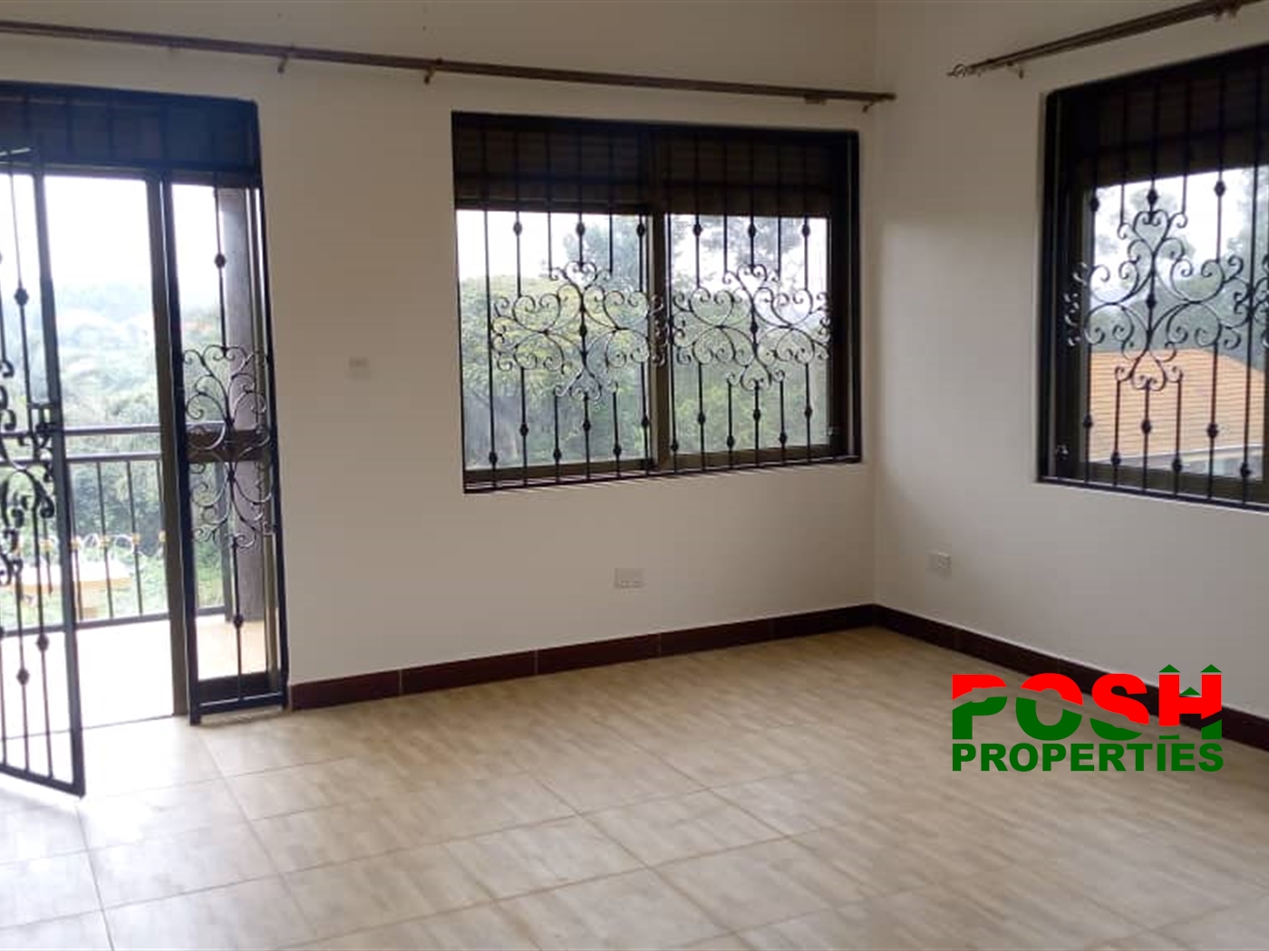 Storeyed house for rent in Bwebajja Wakiso