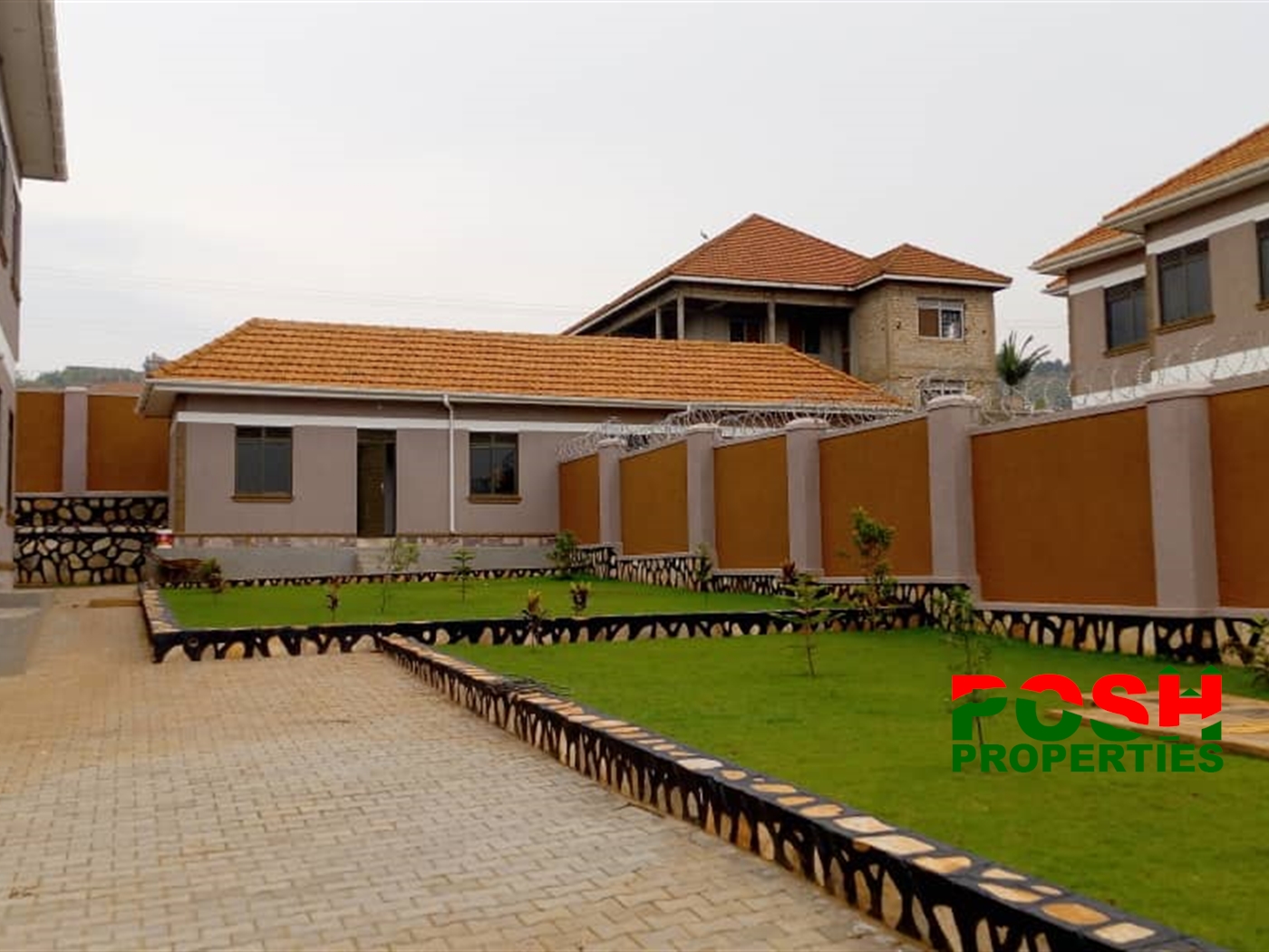 Storeyed house for rent in Bwebajja Wakiso