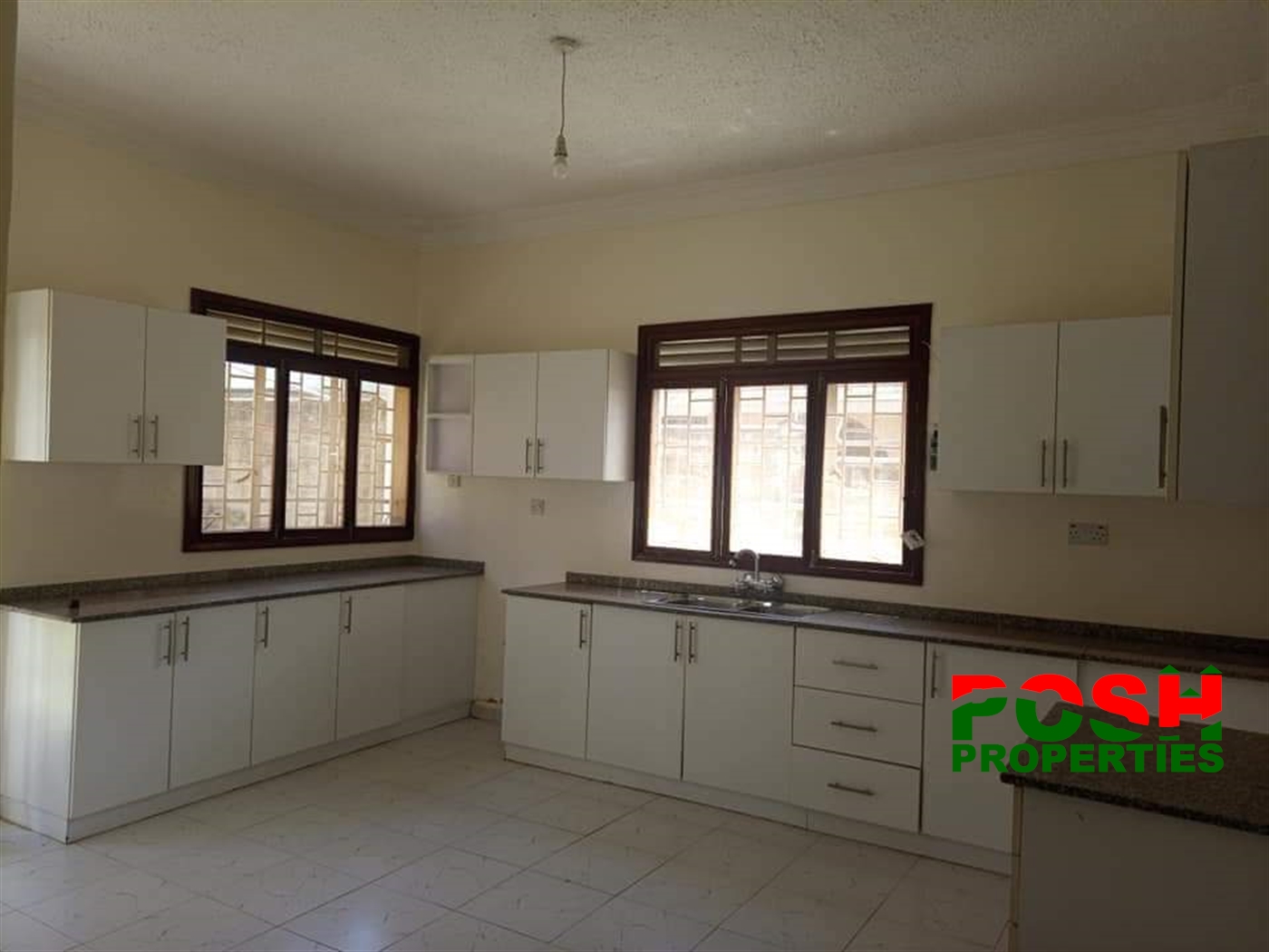 Storeyed house for rent in Bugoloobi Kampala