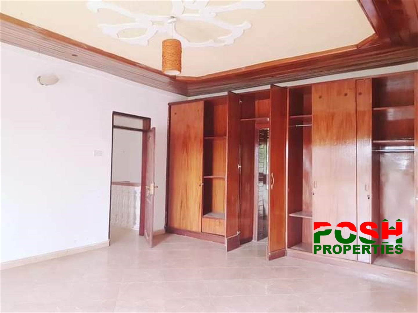 Mansion for rent in Kansanga Wakiso