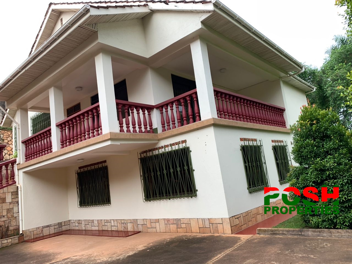 Bungalow for rent in Kololo Kampala