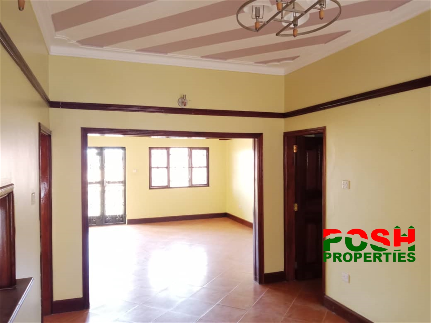 Bungalow for rent in Kiwaatule Kampala