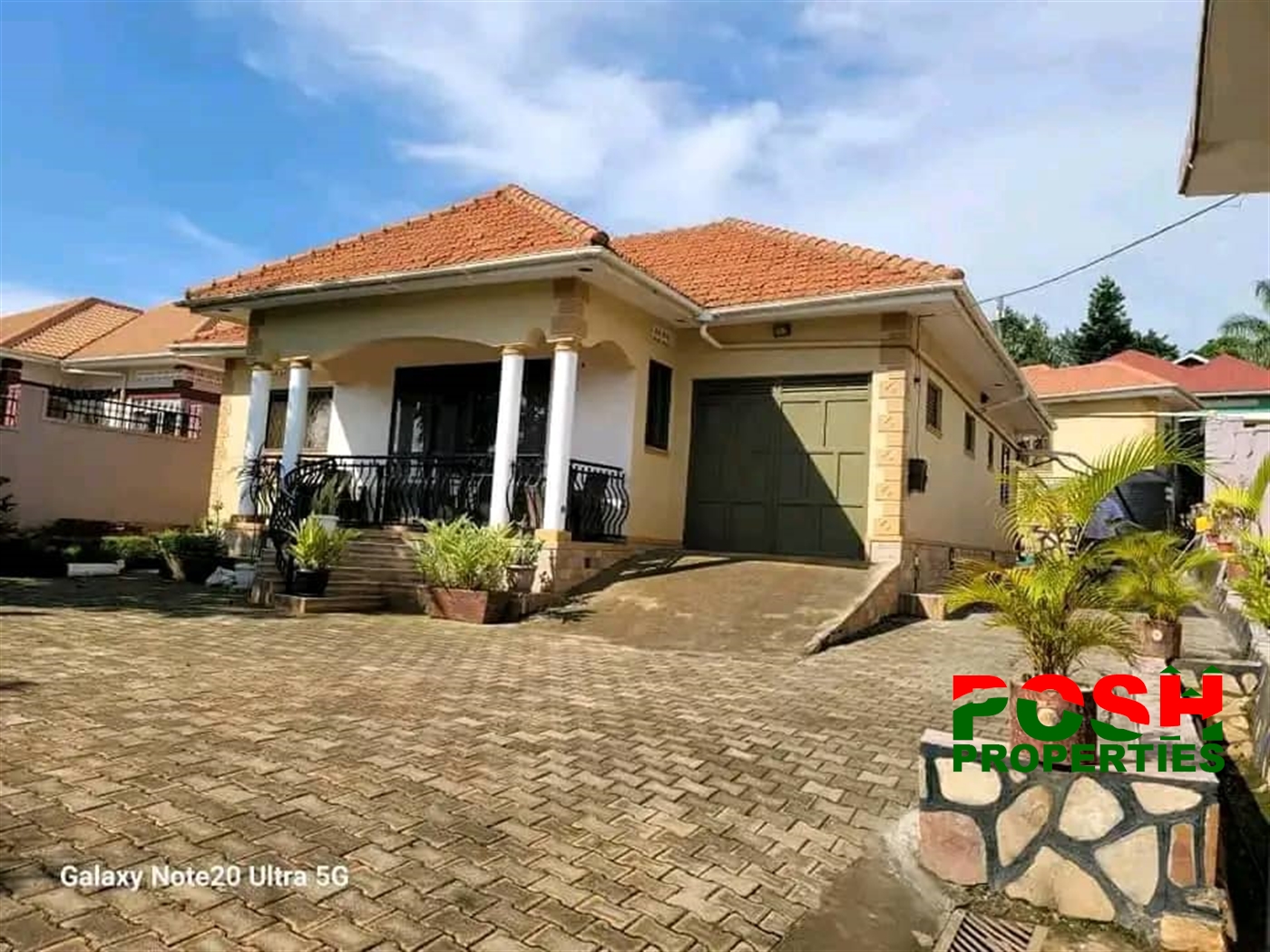 Bungalow for sale in Seguku Kampala