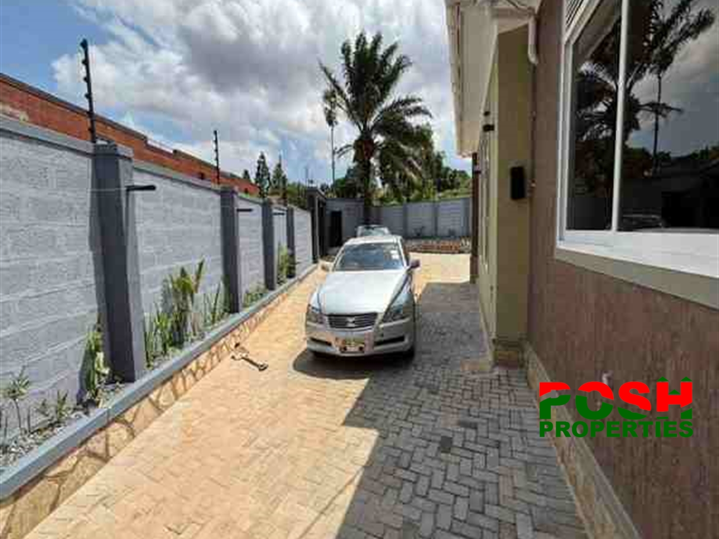 Bungalow for sale in Bukoto Kampala