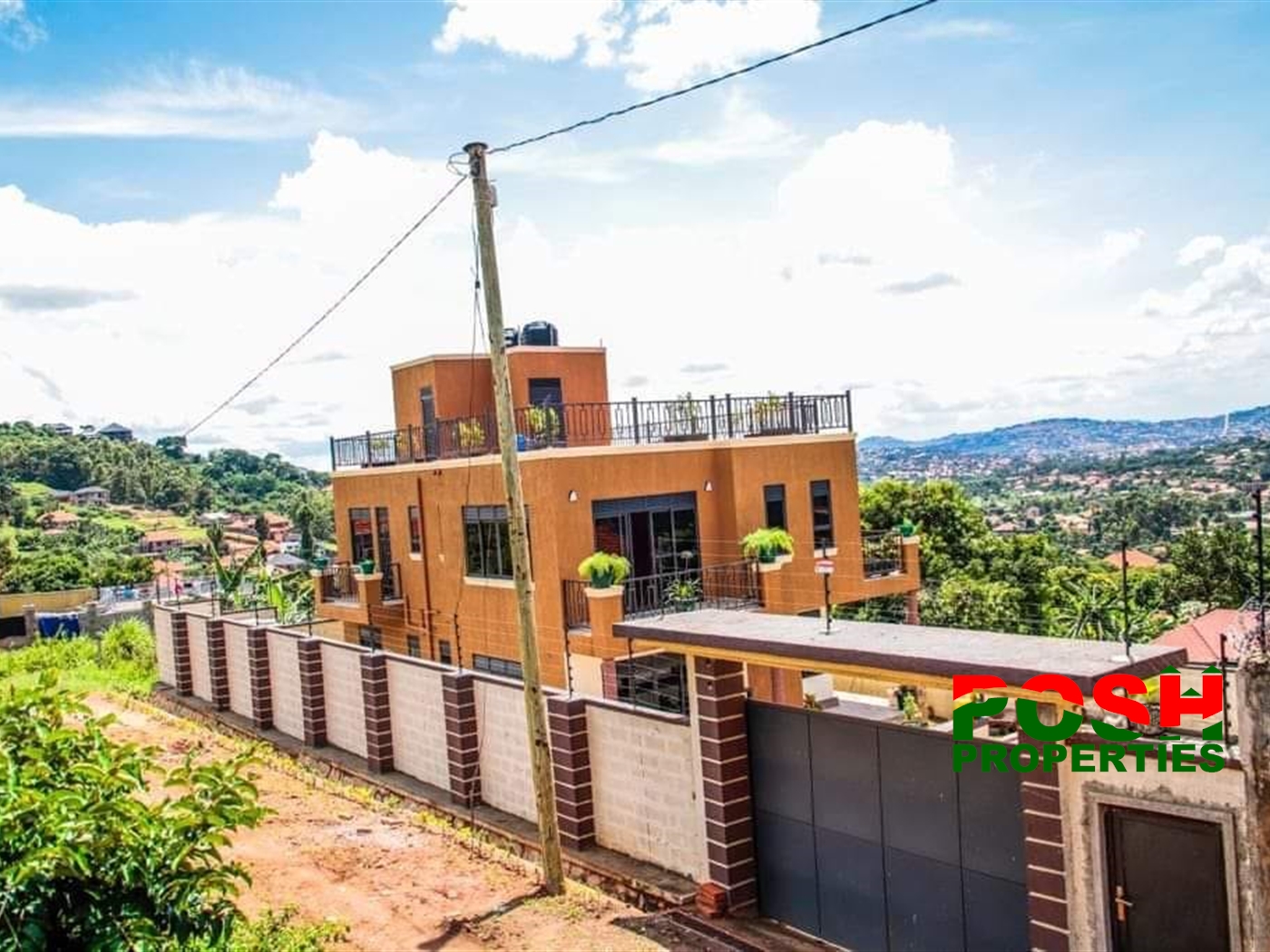 Mansion for sale in Bwebajja Wakiso