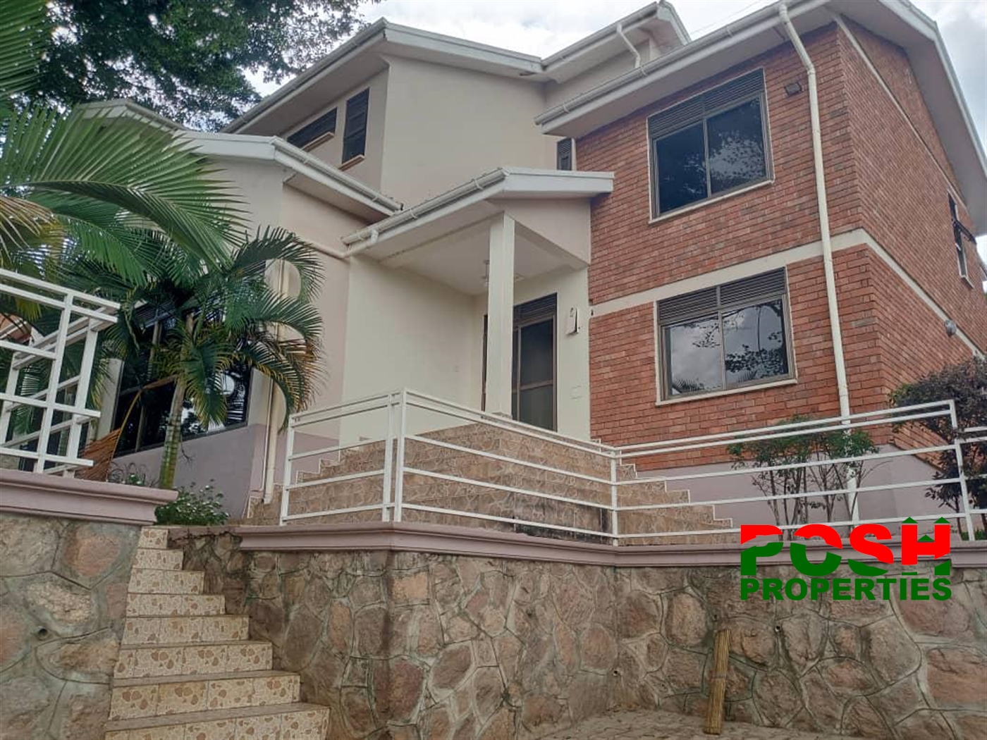 Storeyed house for rent in Kitende Wakiso