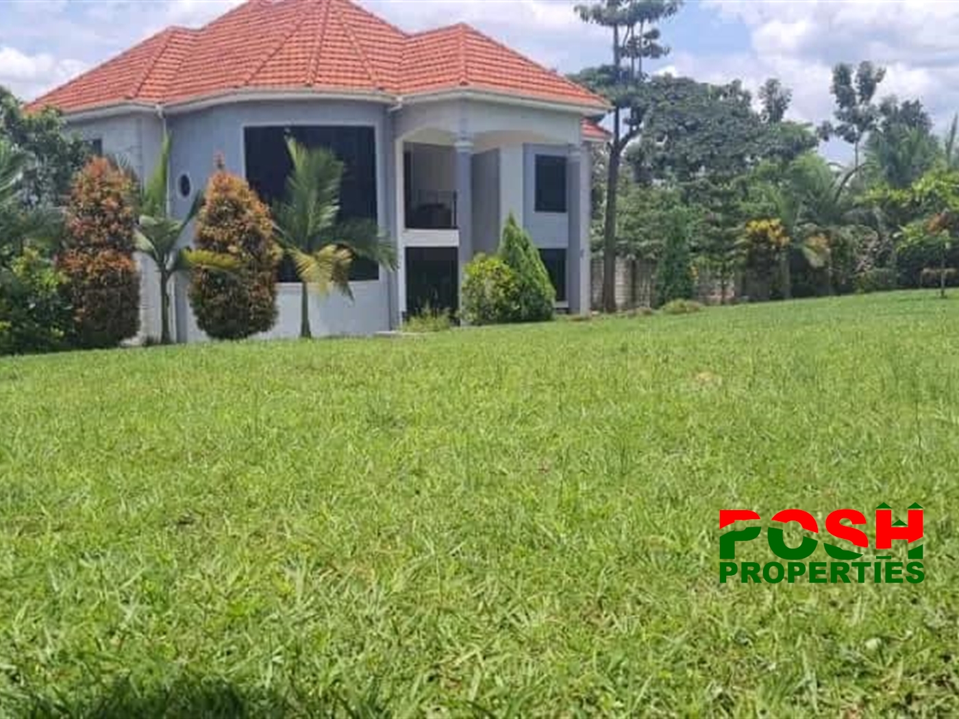 Mansion for sale in Bukiisa Wakiso