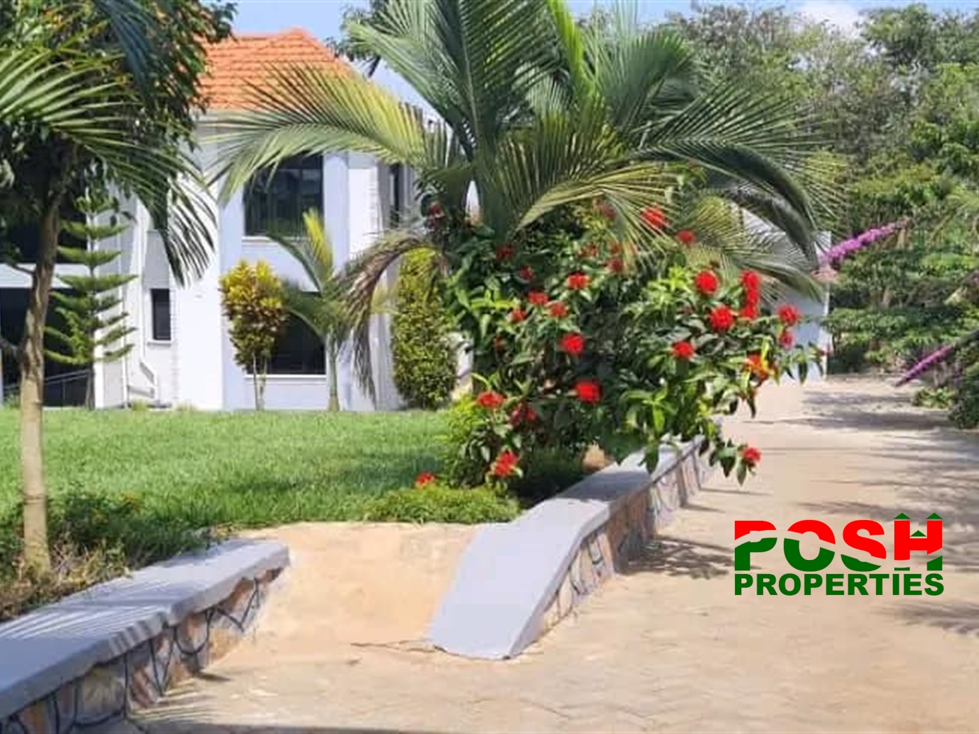 Mansion for sale in Bukiisa Wakiso