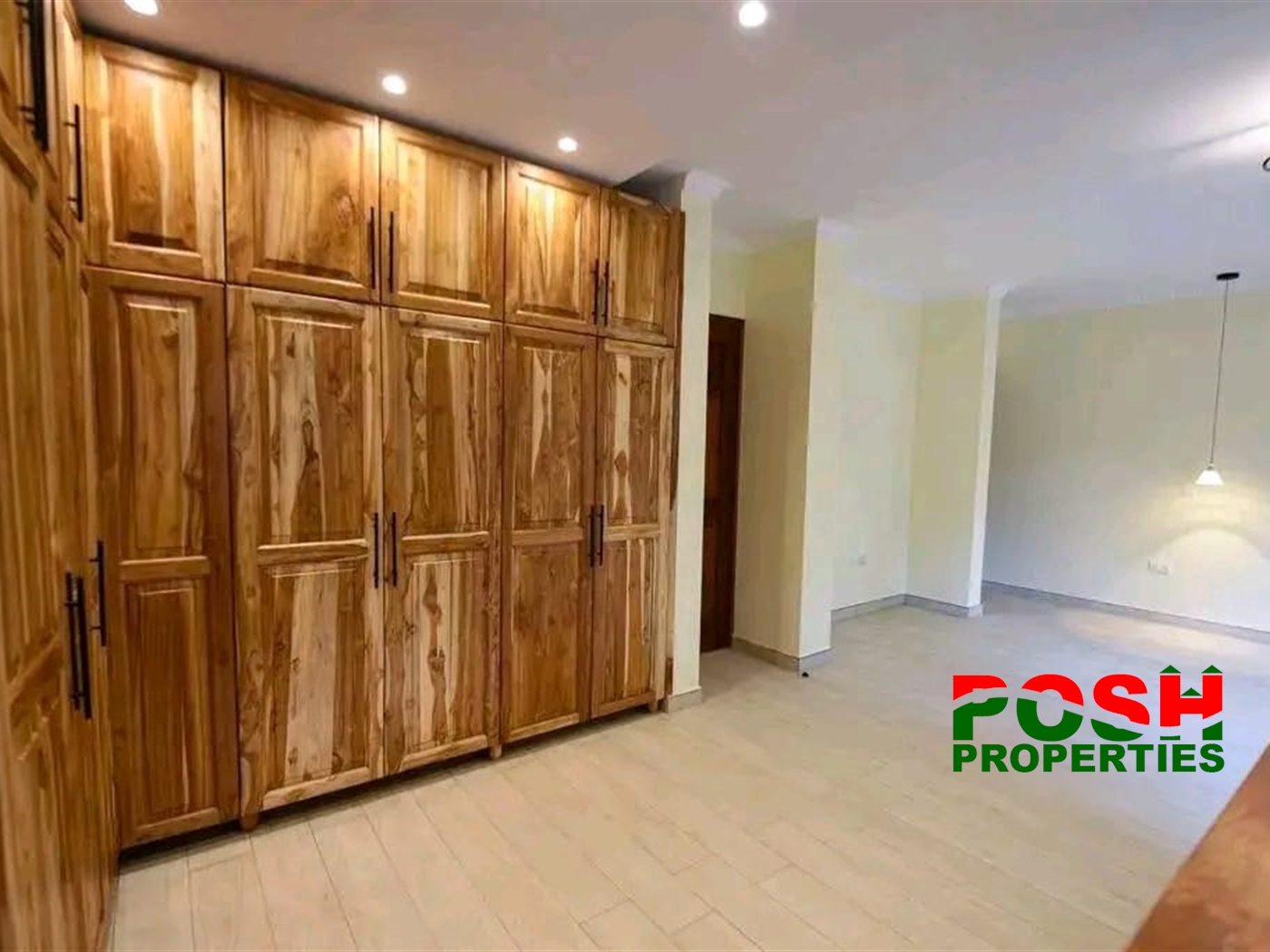 Town House for rent in Bugoloobi Kampala