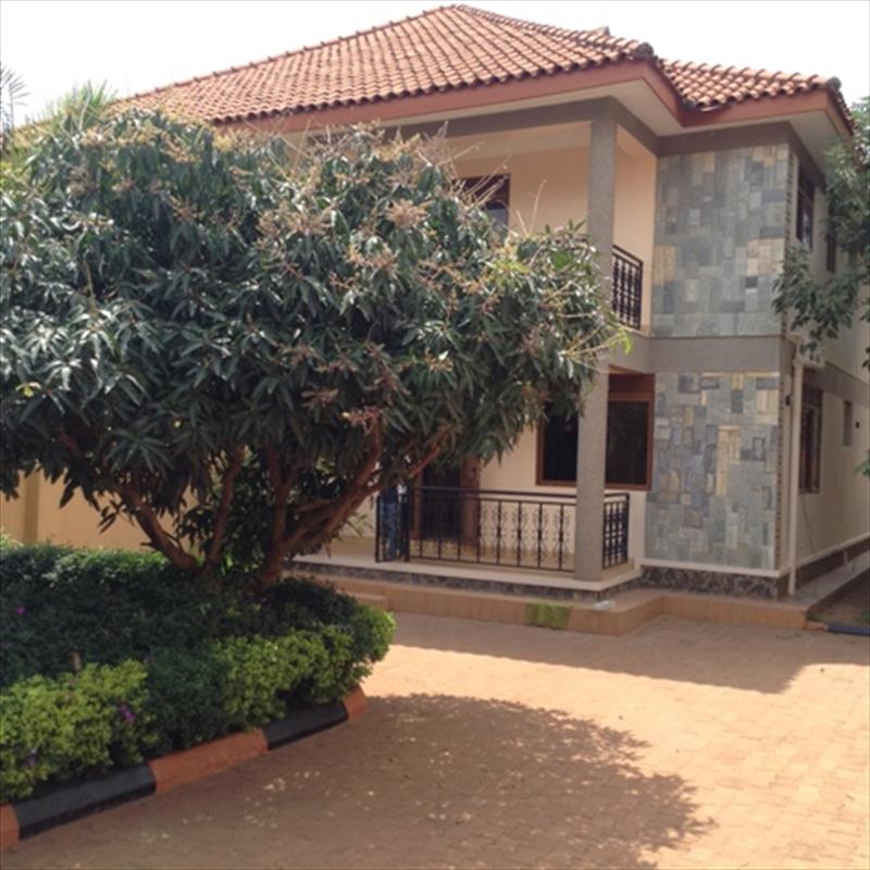 Mansion for rent in Muyenga Kampala