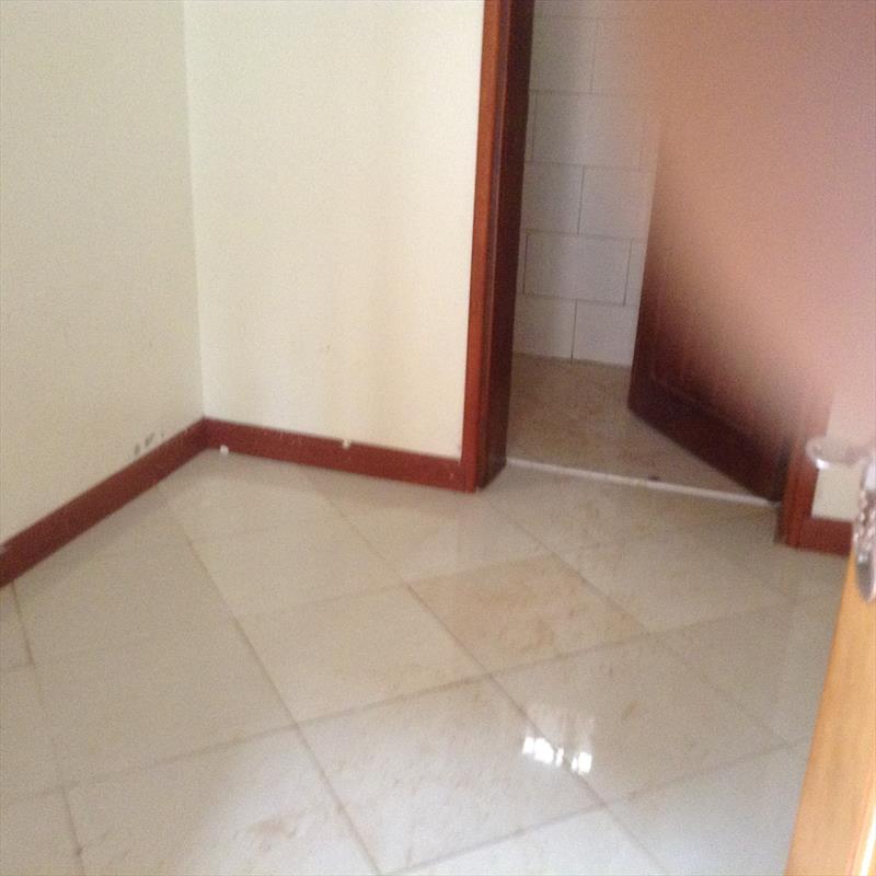 Apartment for rent in Kiwaatule Kampala