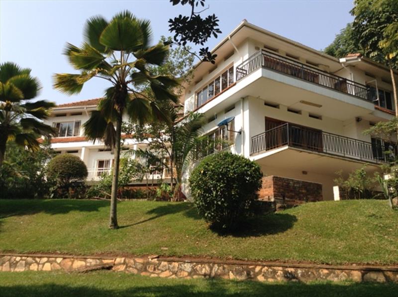 Mansion for rent in Kololo Kampala