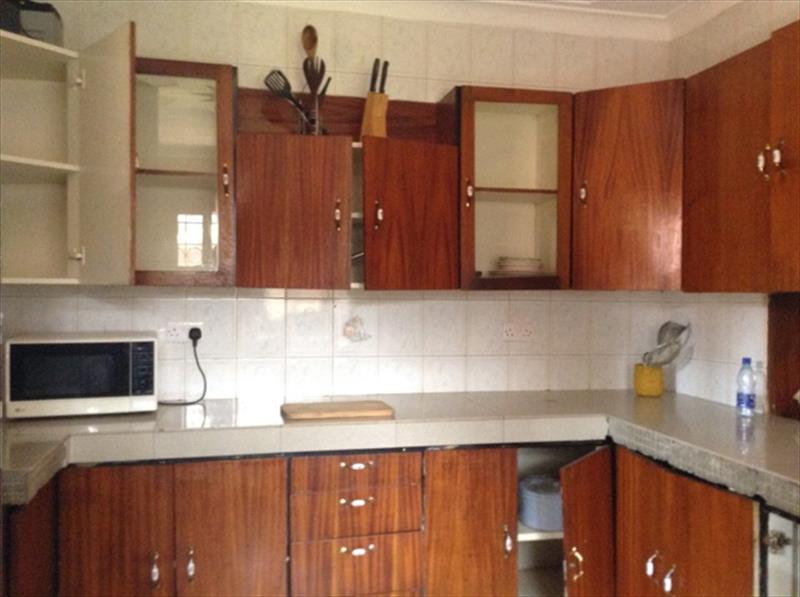 Mansion for rent in Muyenga Kampala