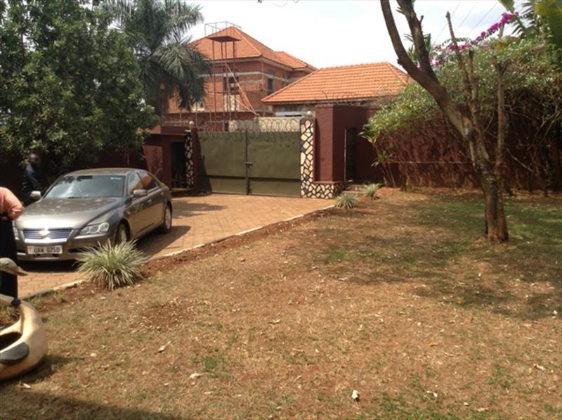 Mansion for rent in Muyenga Kampala