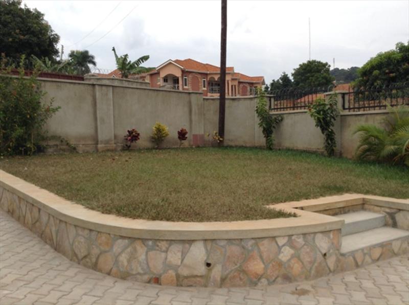 Mansion for rent in Buziga Kampala