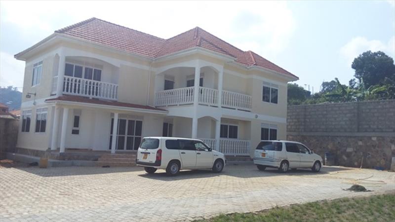 Mansion for rent in Muyenga Kampala