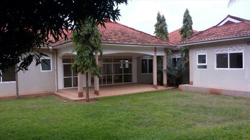 Bungalow for rent in Luzira Kampala