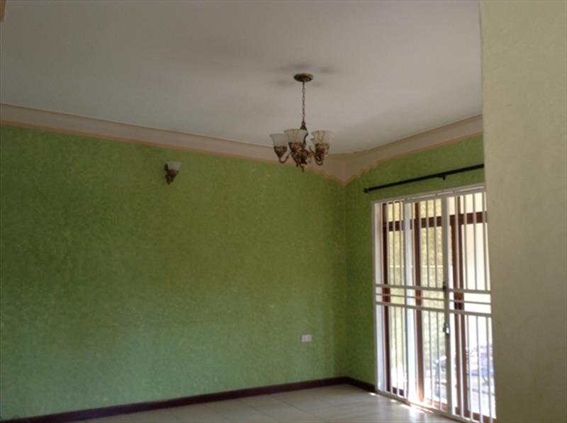 Bungalow for rent in Bukoto Kampala