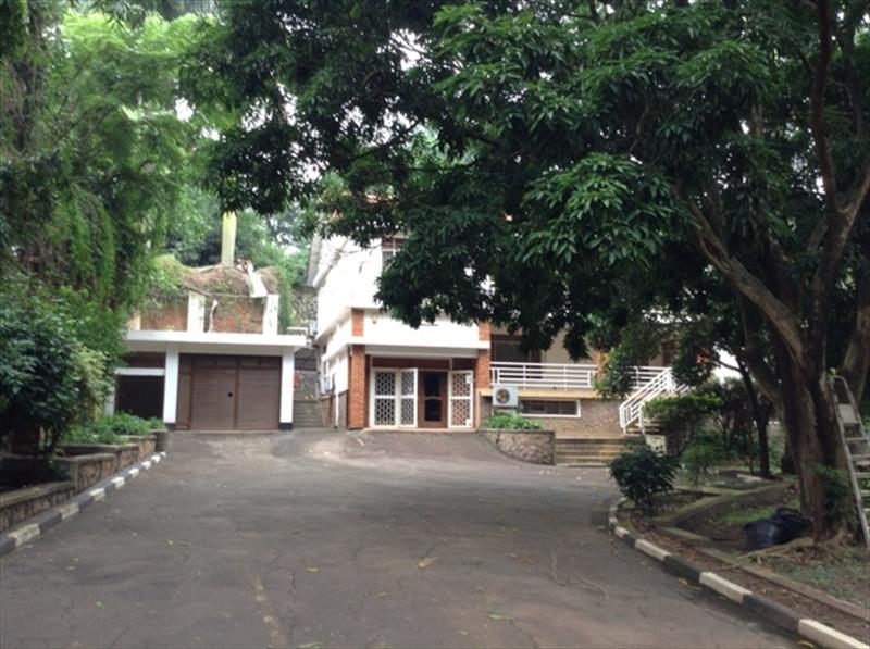 Mansion for rent in Kololo Kampala