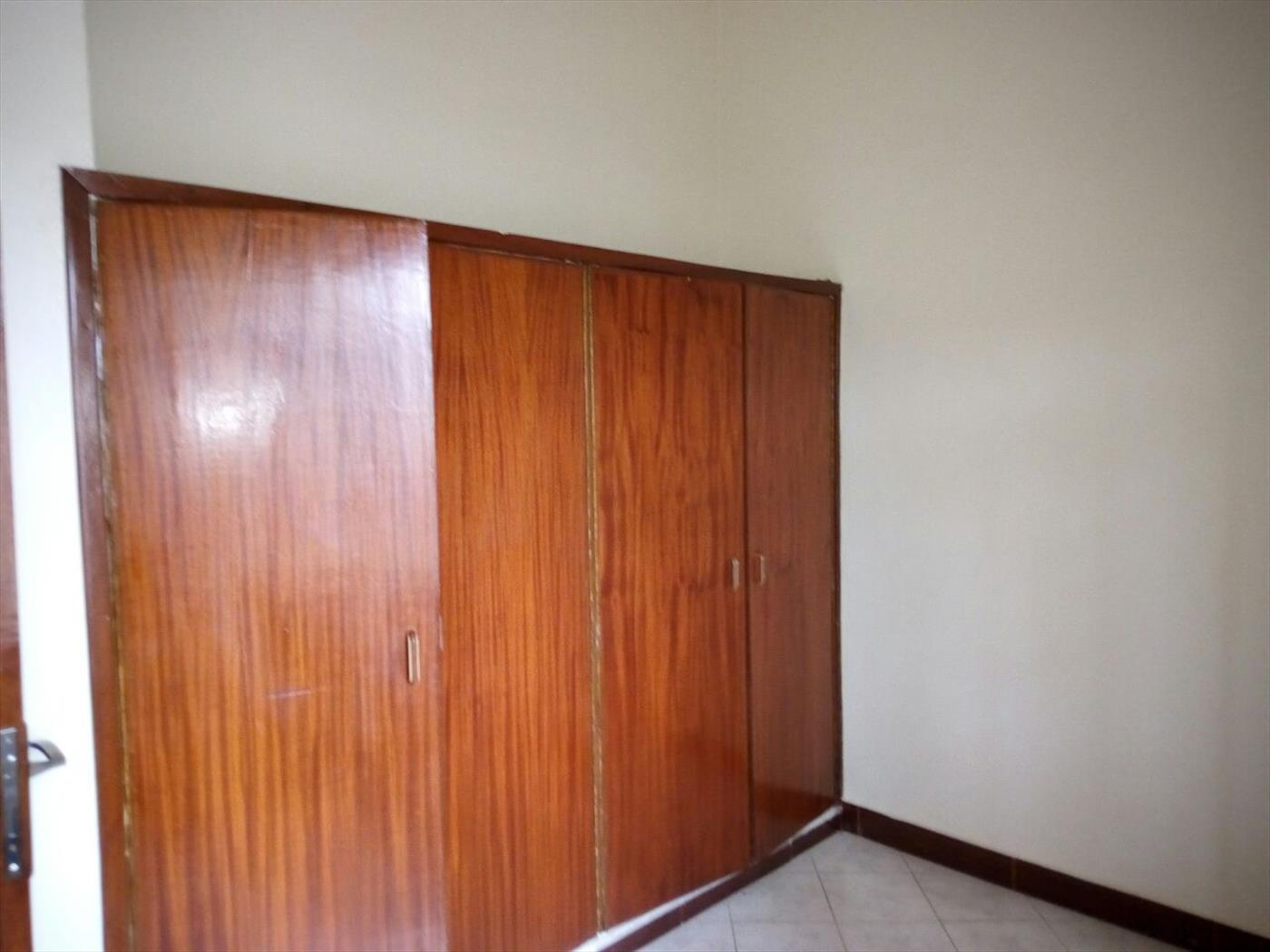 Bungalow for rent in Mutungo Wakiso