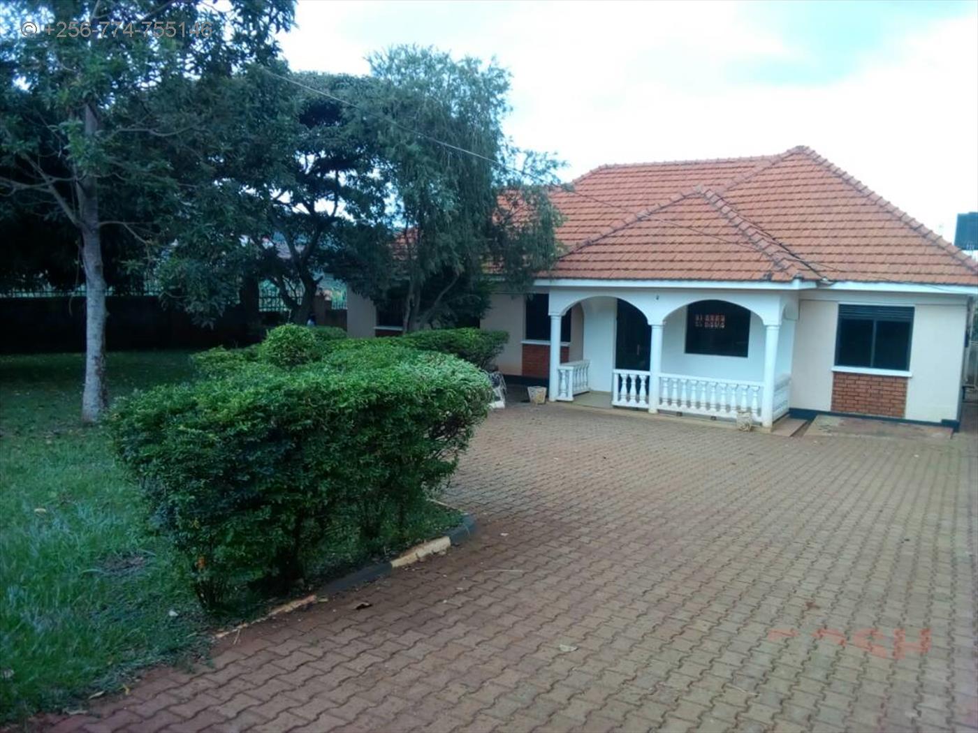 Bungalow for rent in Bwebajja Wakiso