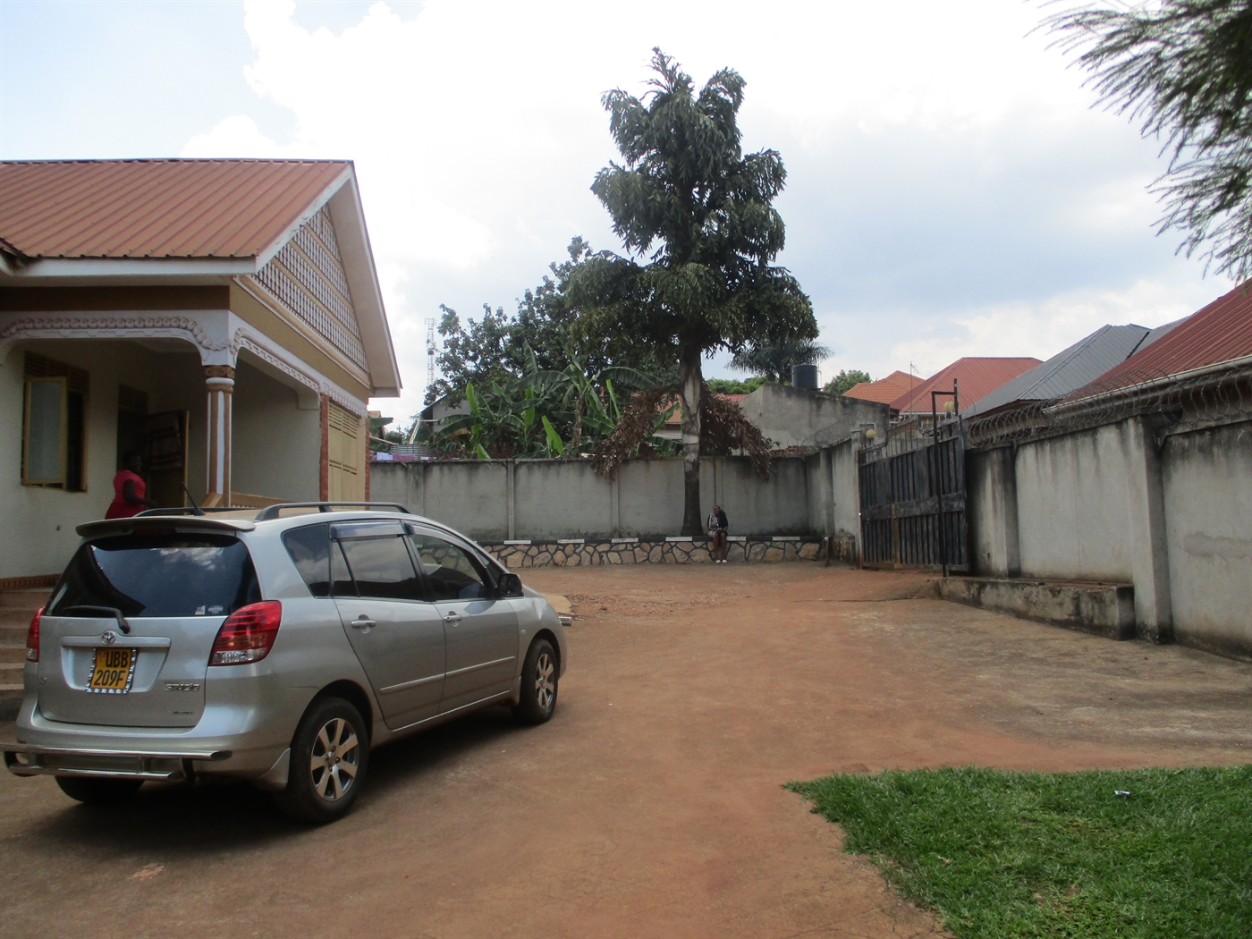 Bungalow for sale in Kitende Wakiso