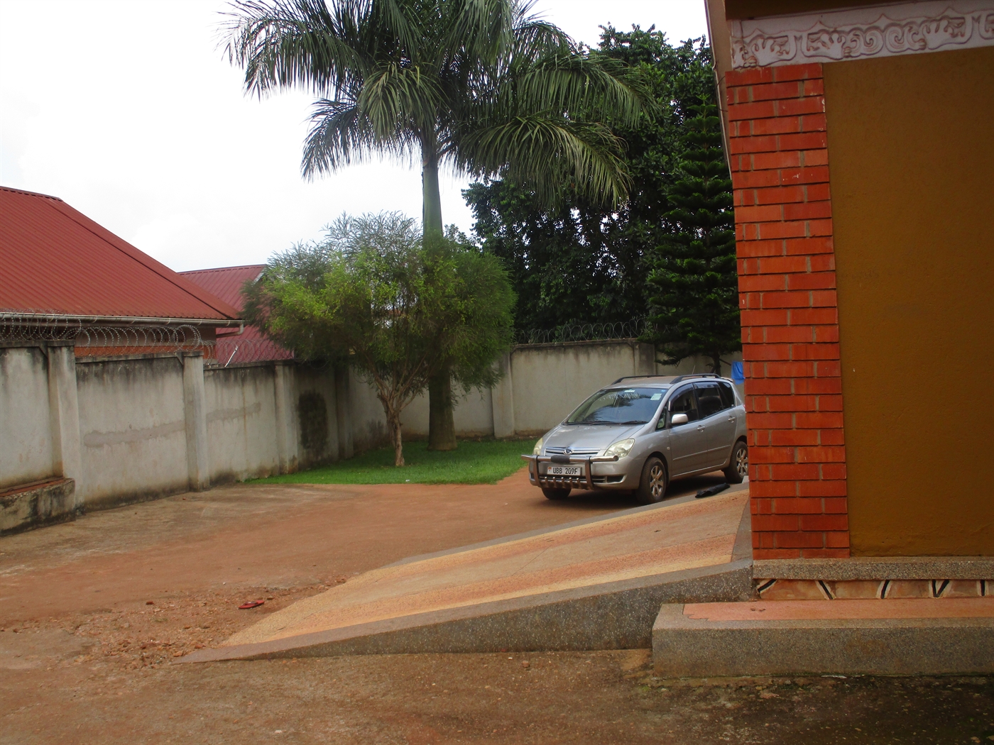 Bungalow for sale in Kitende Wakiso