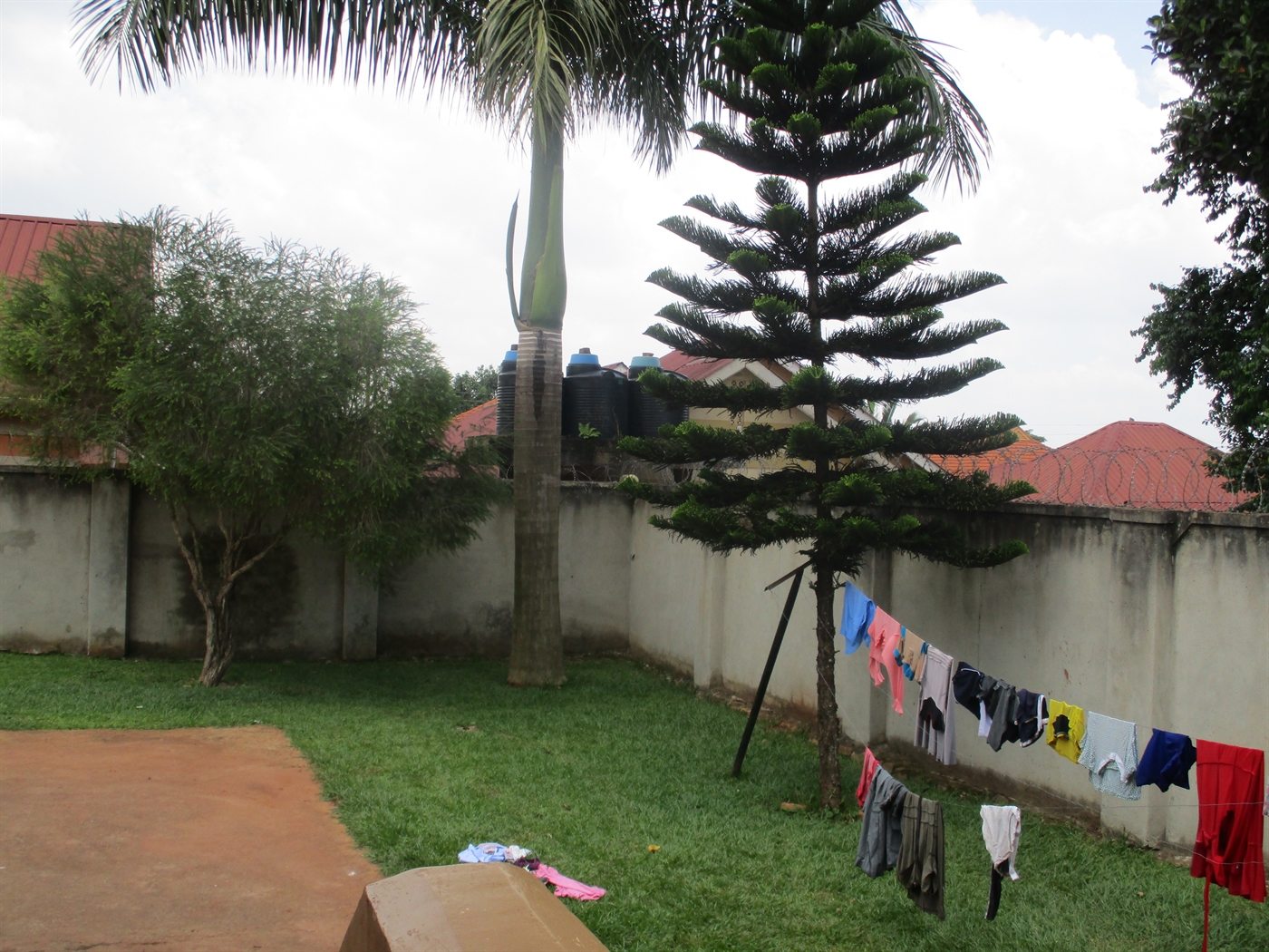 Bungalow for sale in Kitende Wakiso