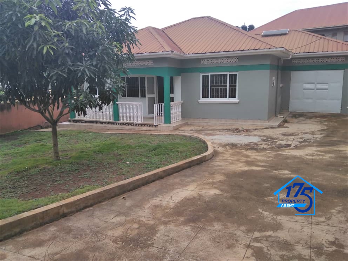 Bungalow for rent in Kyaliwajjala Wakiso