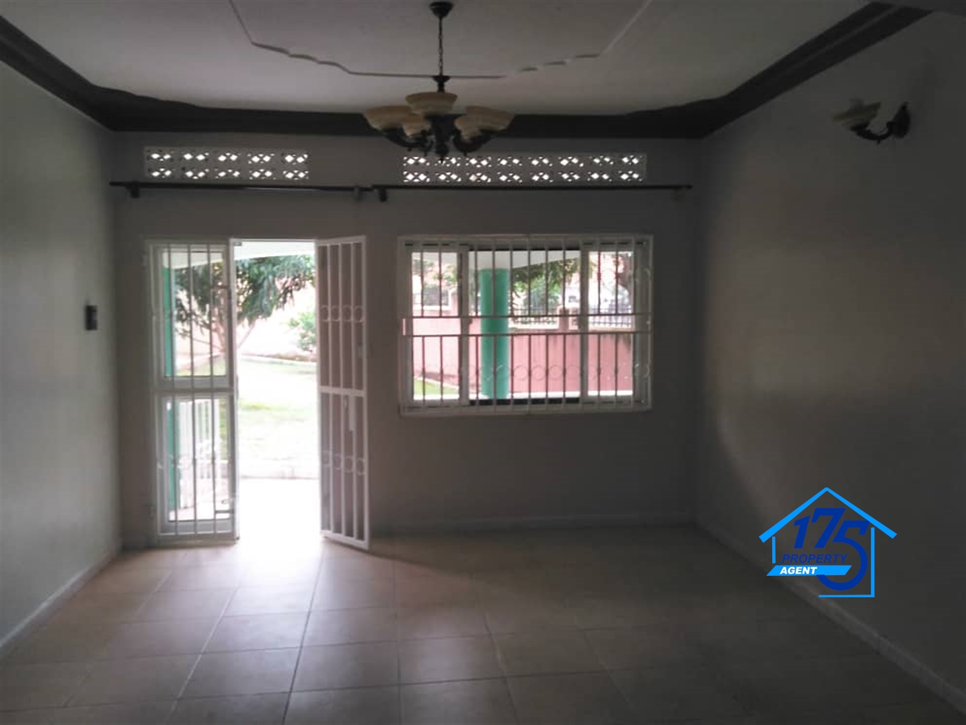 Bungalow for rent in Kyaliwajjala Wakiso