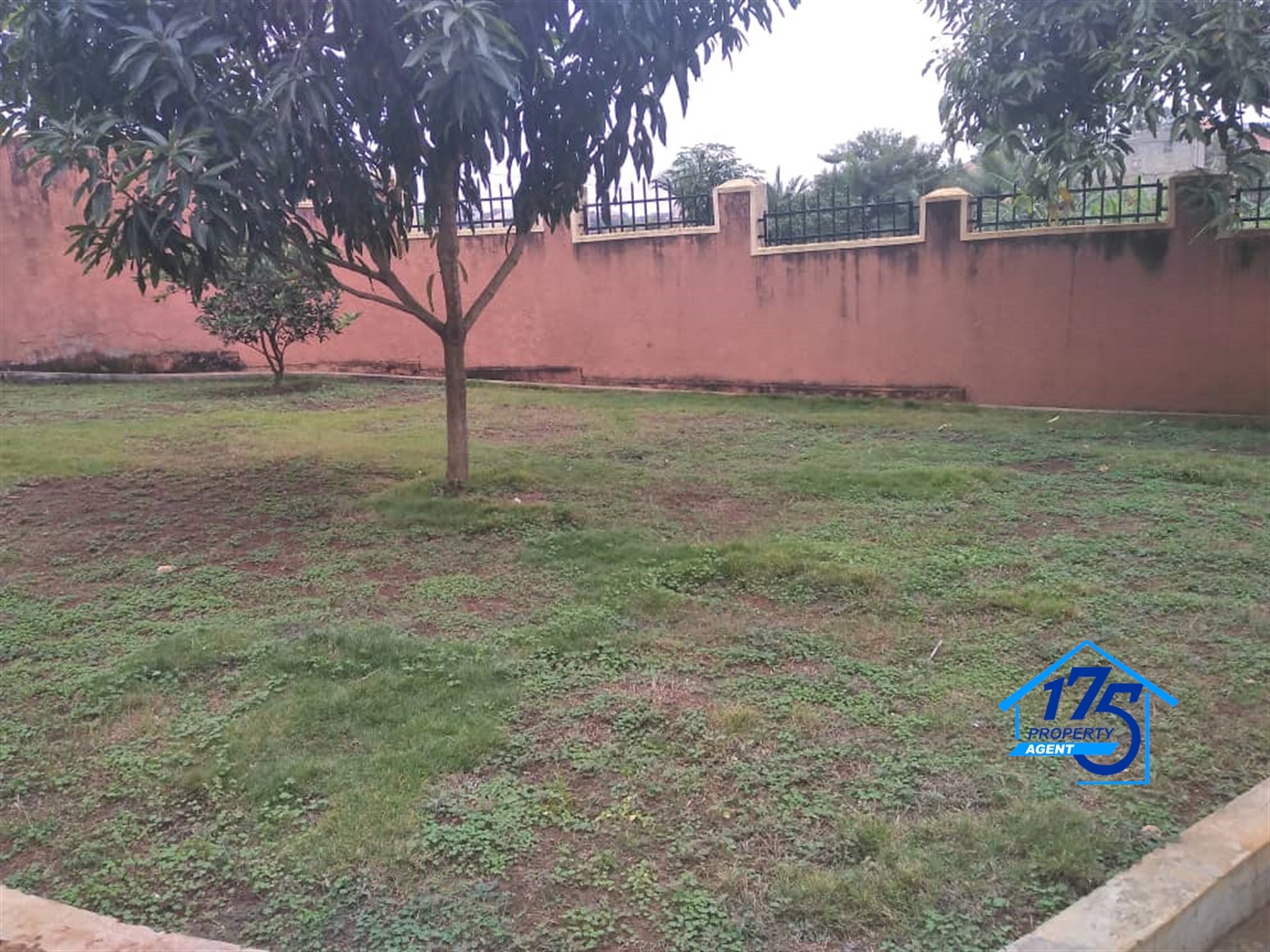 Bungalow for rent in Kyaliwajjala Wakiso