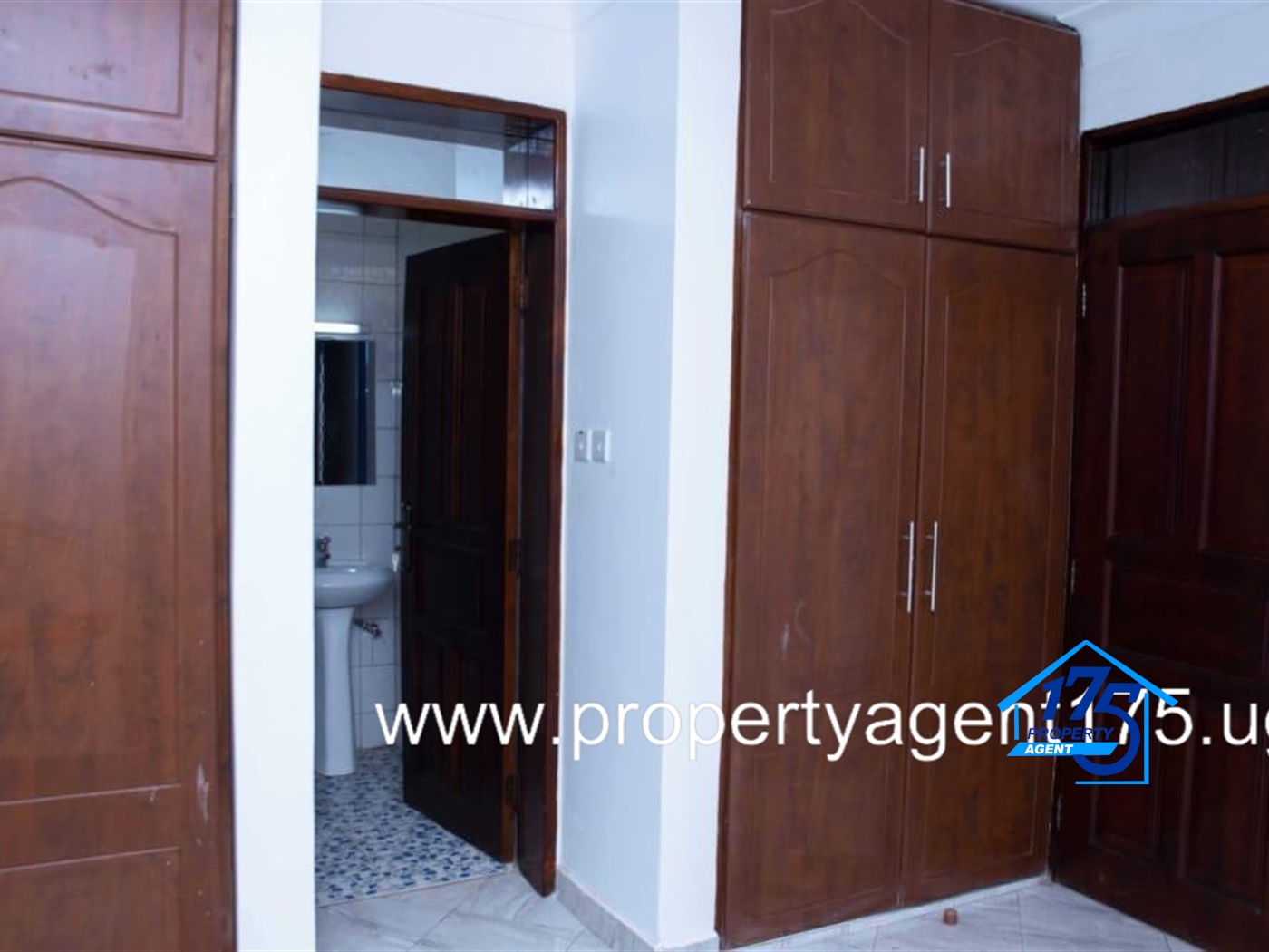 Condominium for sale in Kira Wakiso