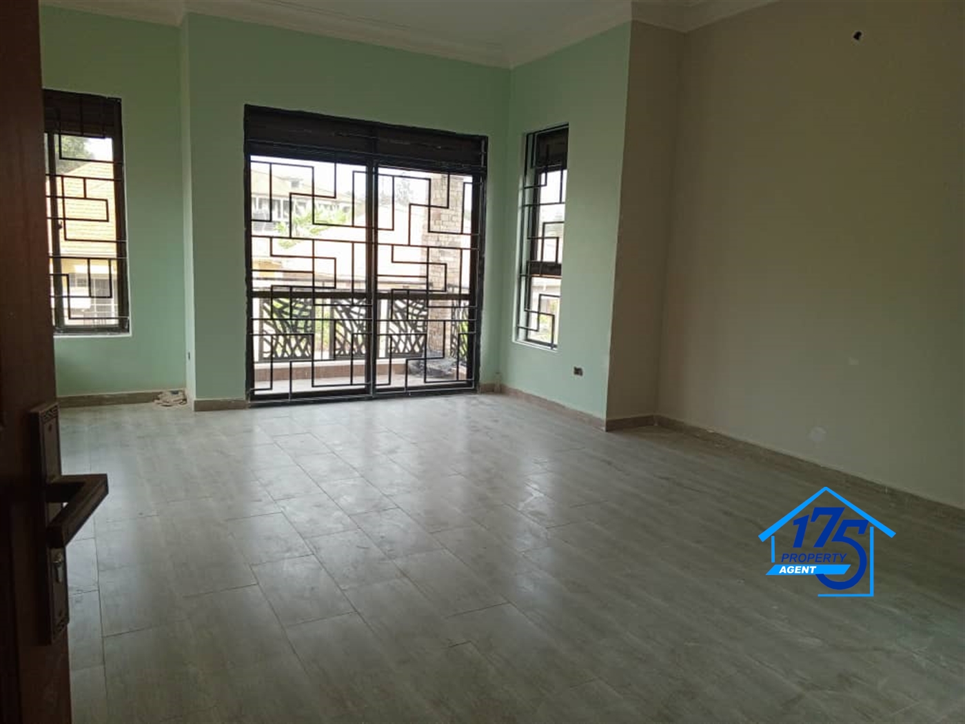 Duplex for sale in Kira Wakiso