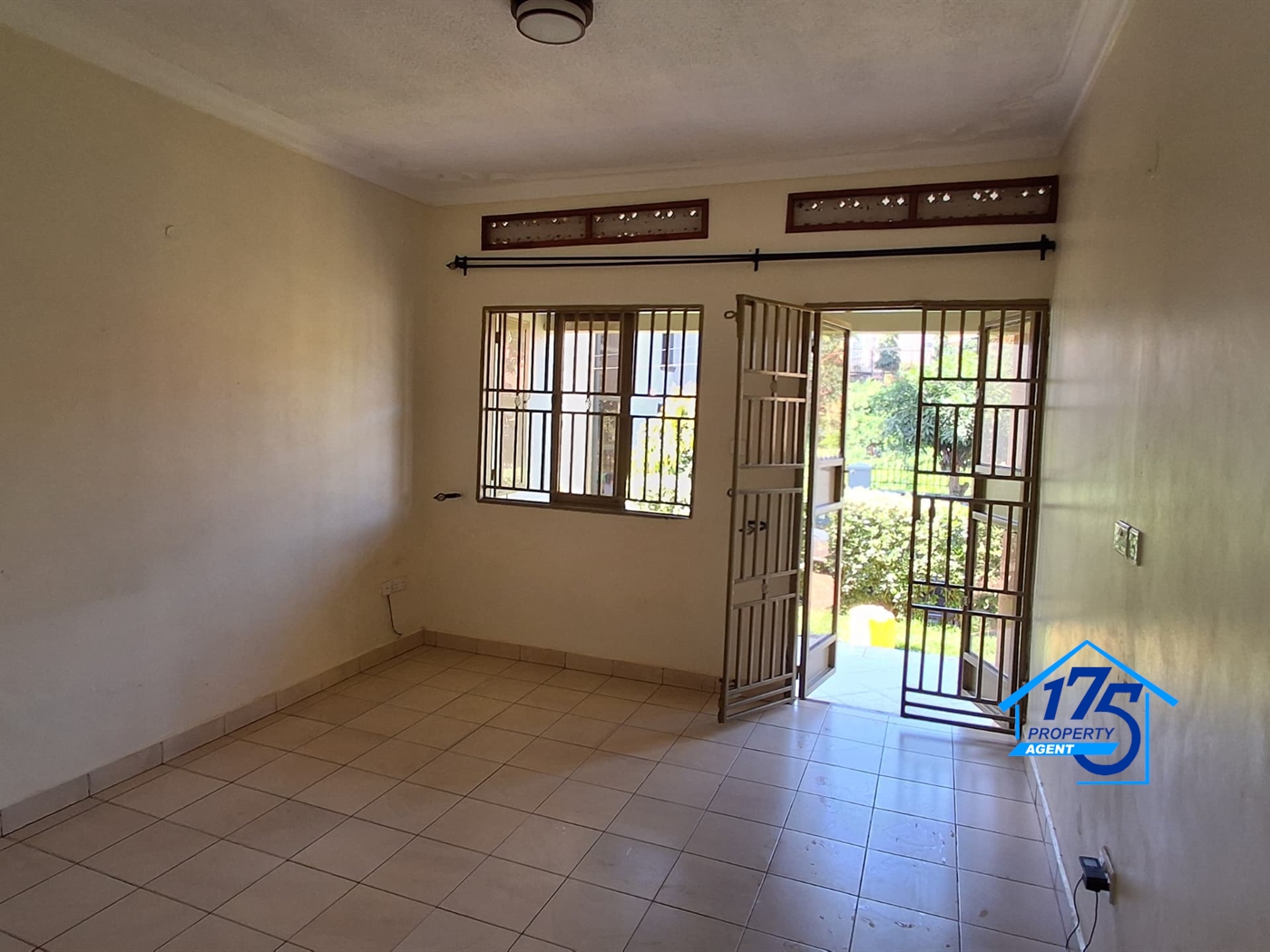 Semi Detached for rent in Kyaliwajjala Wakiso