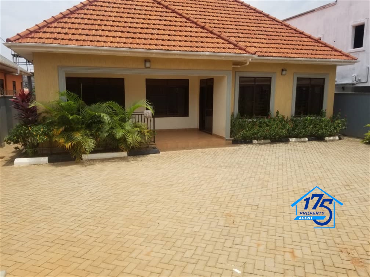 Bungalow for sale in Kyaliwajjala Wakiso