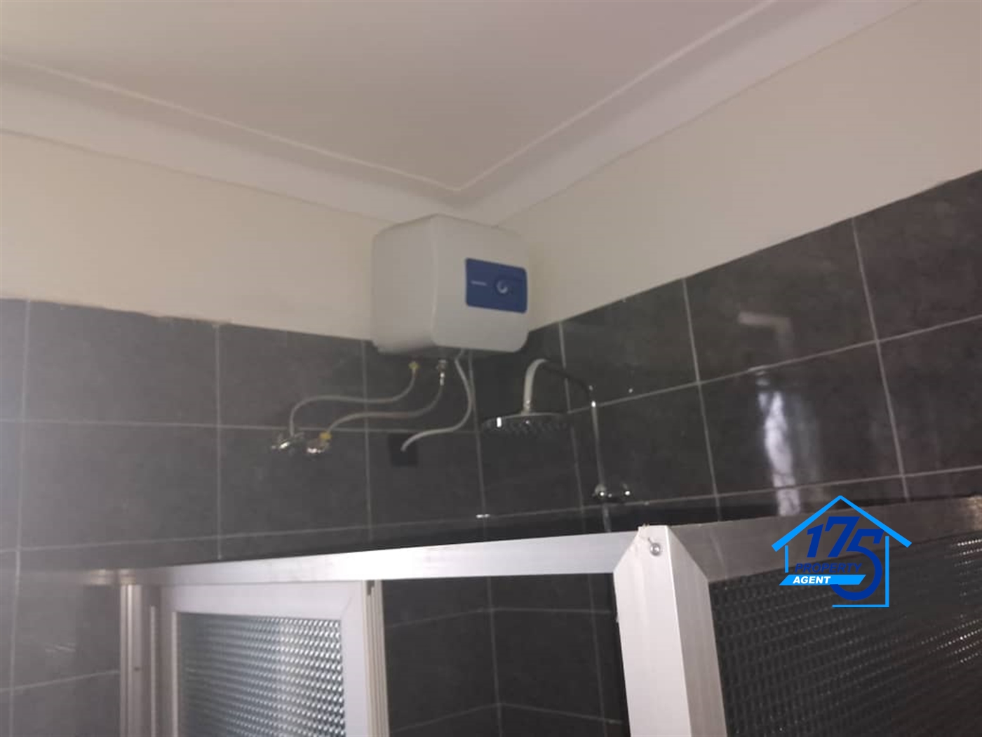 Apartment for rent in Kyaliwajjala Wakiso