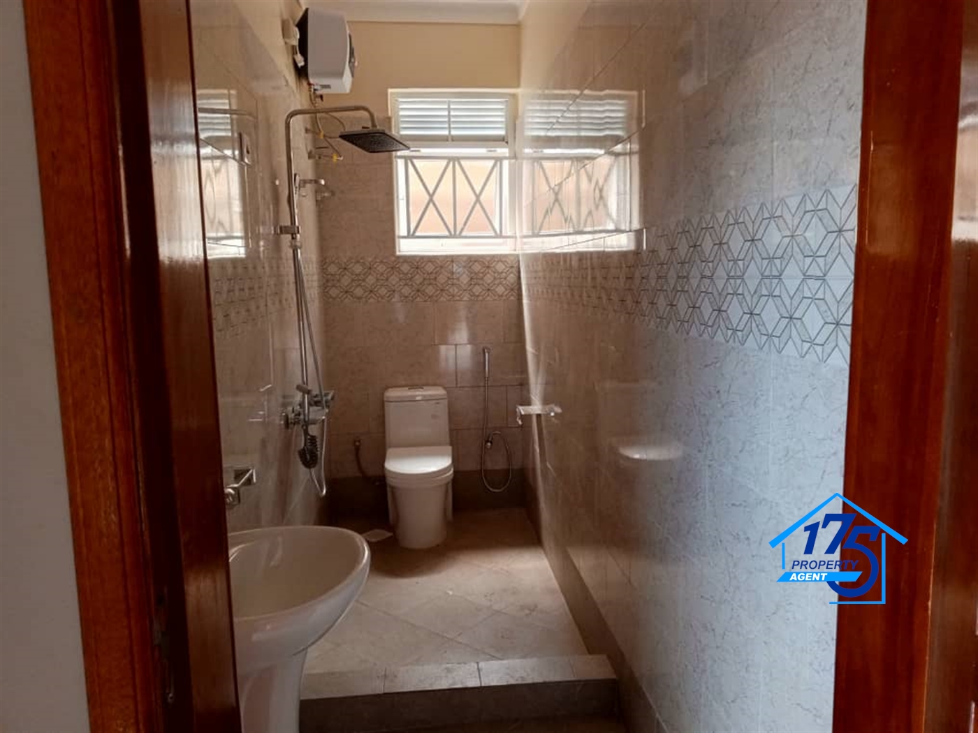 Apartment for rent in Namugongo Wakiso