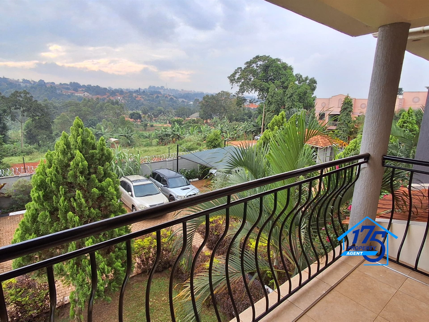 Duplex for rent in Buwaate Wakiso