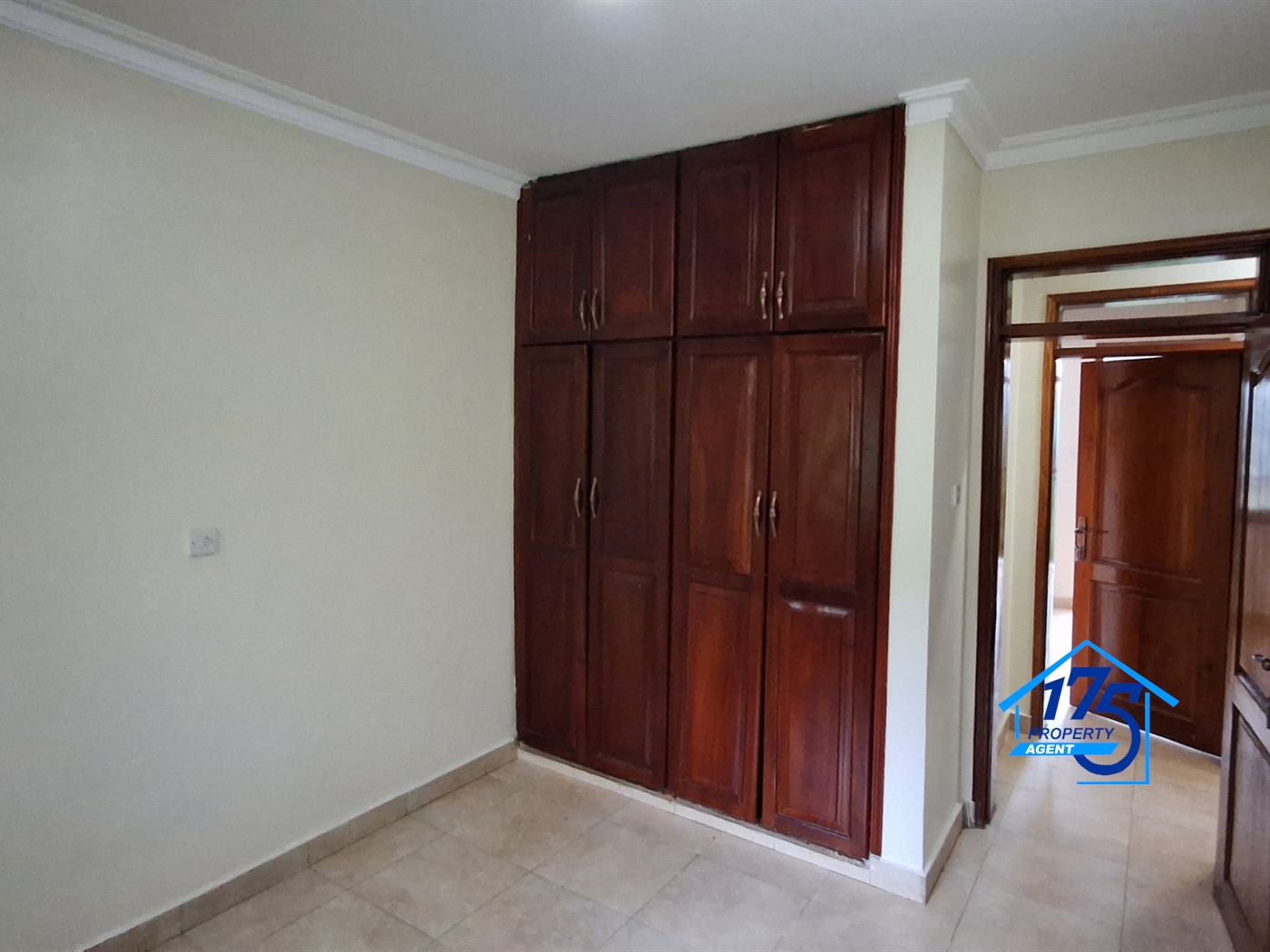 Duplex for rent in Buwaate Wakiso