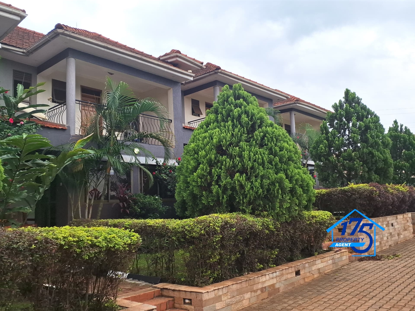 Duplex for rent in Buwaate Wakiso