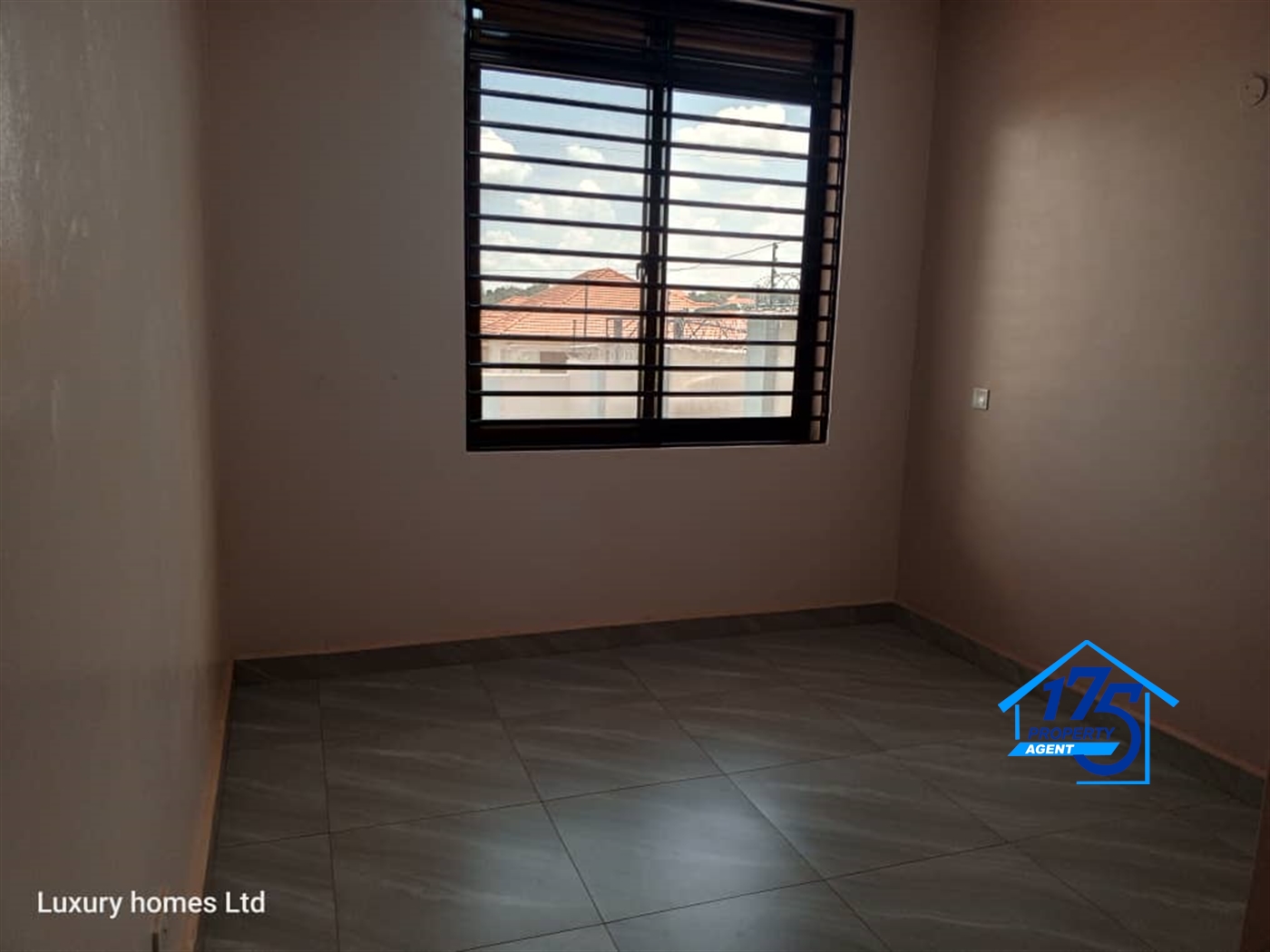 Duplex for sale in Kira Wakiso