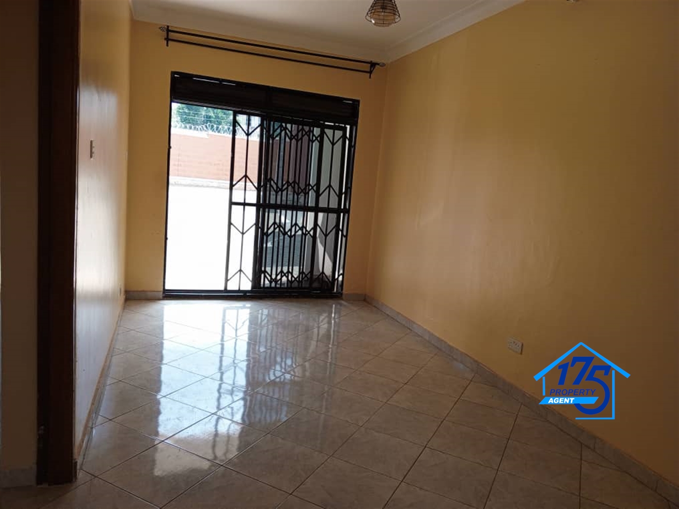 Semi Detached for rent in Najjera Wakiso