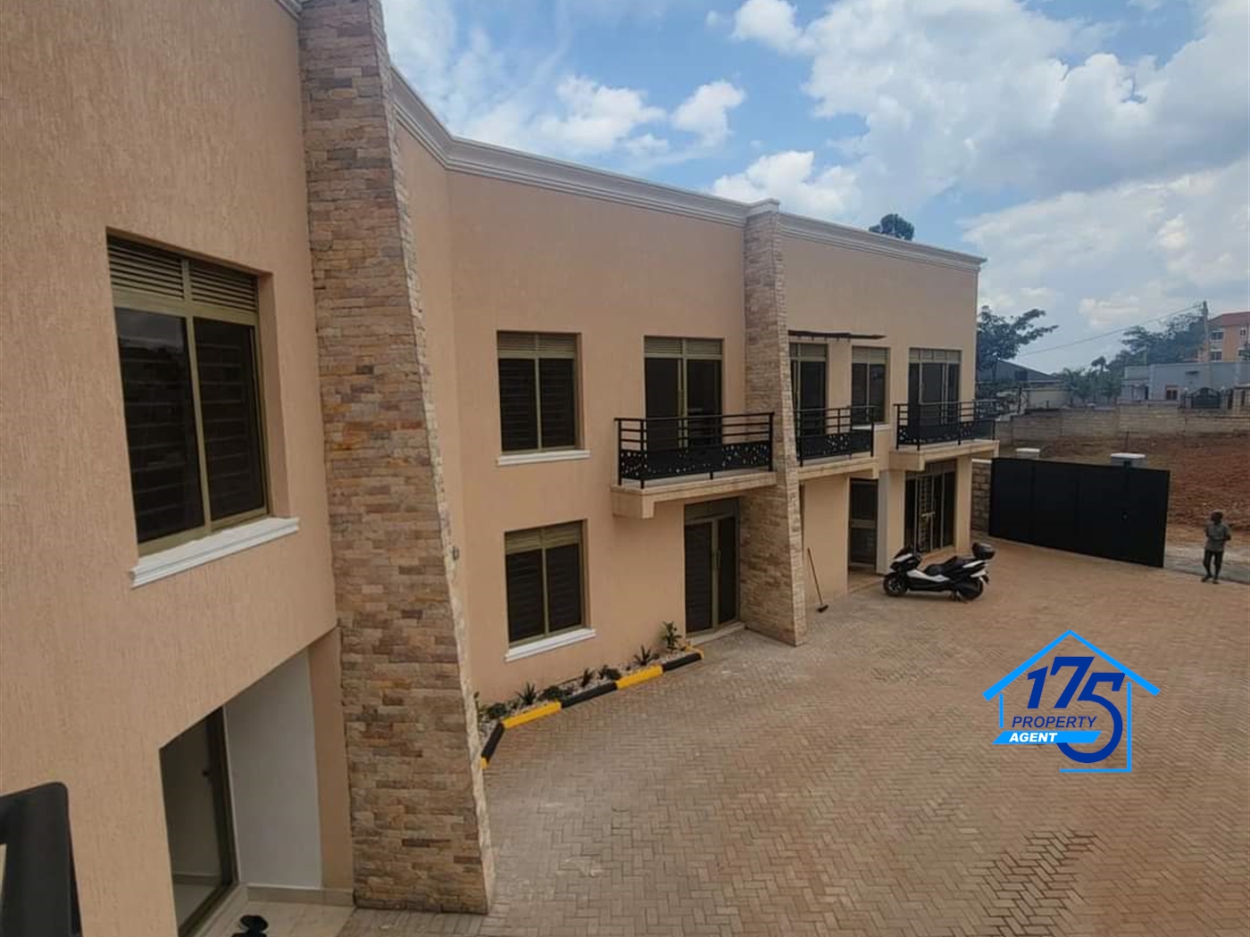 Duplex for rent in Kira Wakiso